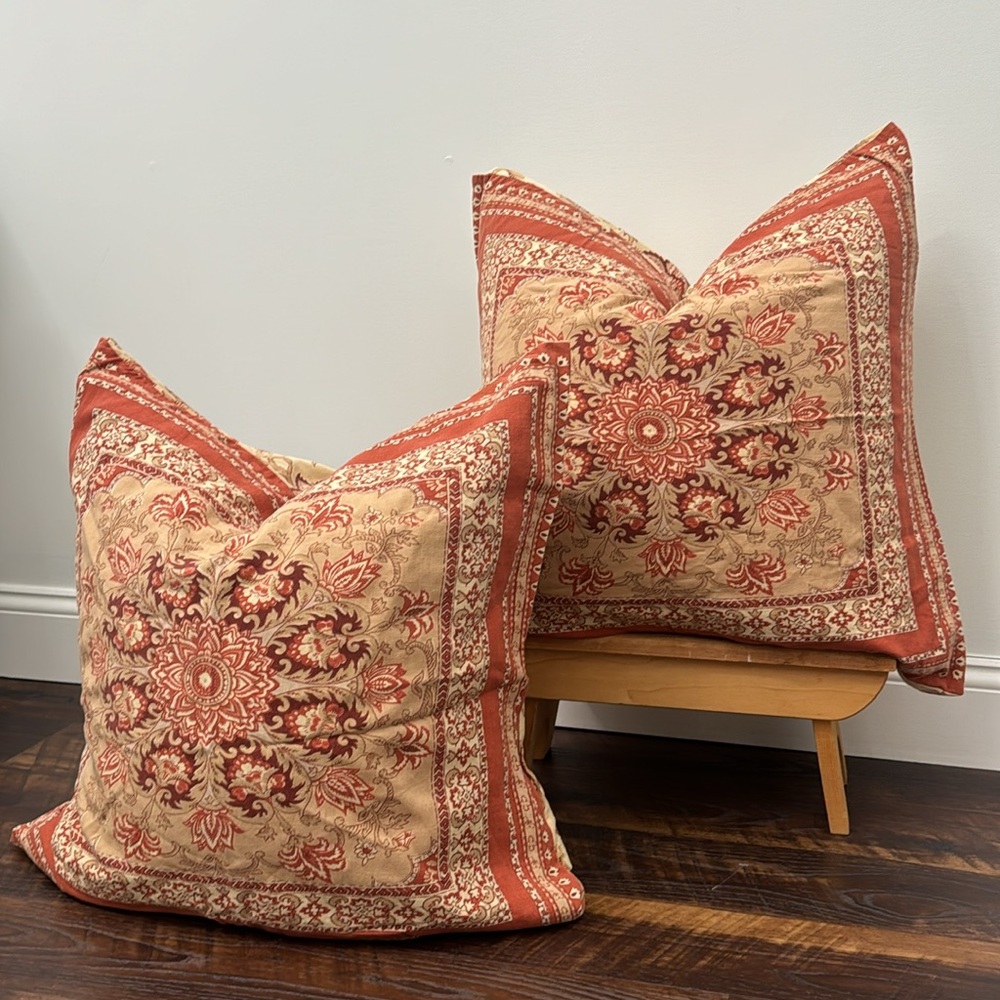 Pottery barn fall Palampore pattern, neutral euro shams sz 26" square - Picture 1 of 6
